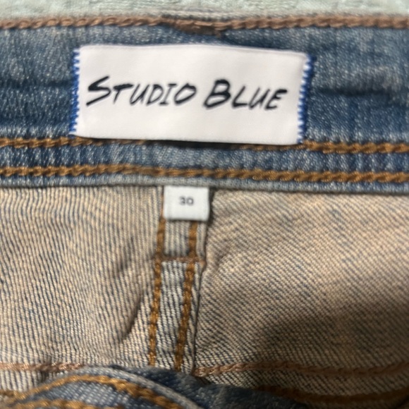 NWT women’s denim shorts size 10 - Picture 4 of 5